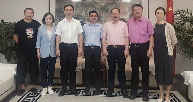 HJC黄金城平台投资集团受淮安市人民政府邀请实地考察洽谈合作